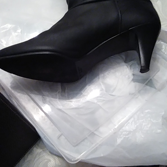 Women size 10 leather booth - Picture 5 of 14